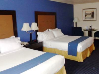 Holiday Express & New Buffalo, Mi By Ihg